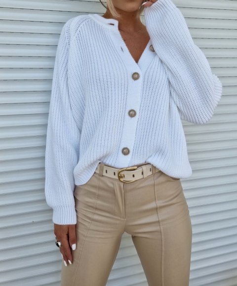 Sweter zapinany na złote guziki GOLD śmietankowy - BY ME