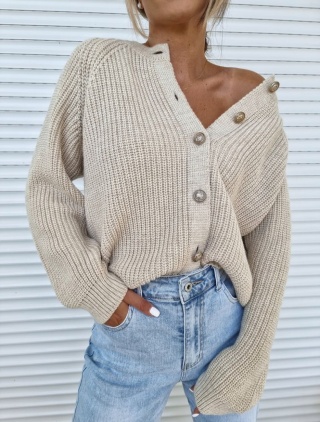 Sweter zapinany na złote guziki GOLD beżowy - BY ME