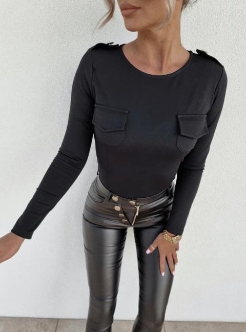 Bluzka z pagonami i kieszonkami CHEVRON czarna