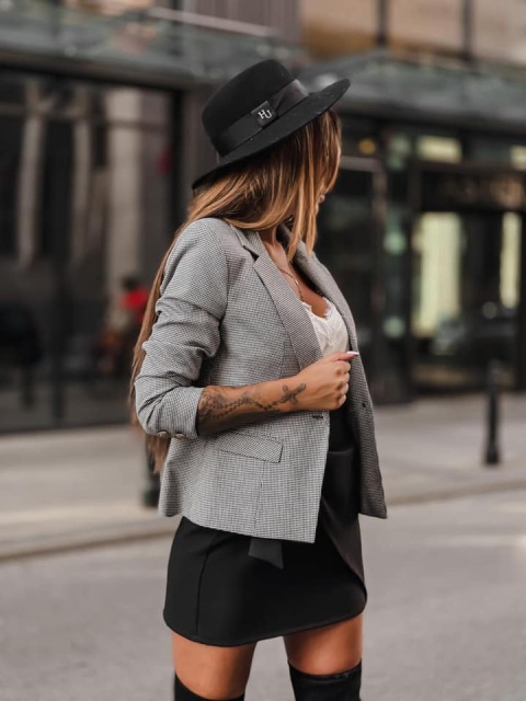 Spódniczka mini z ozdobnym węzłem MIMI