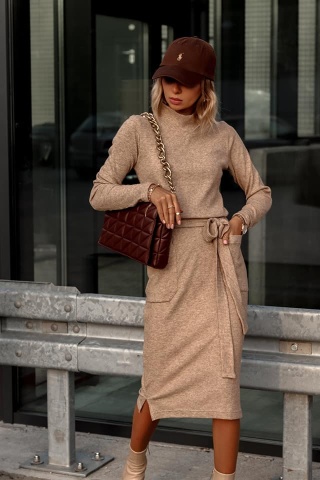 Sukienka z dzianiny ozdobiona guzikami z kieszeniami SALLY - XANA