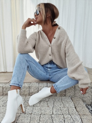 Sweter zapinany na złote guziki GOLD beżowy - BY ME