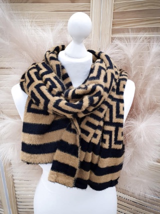 Szal alpaka we wzory FENTI