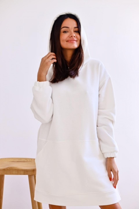 Długa bluza kangurka SHARON śmietankowa biel - ME GUSTA