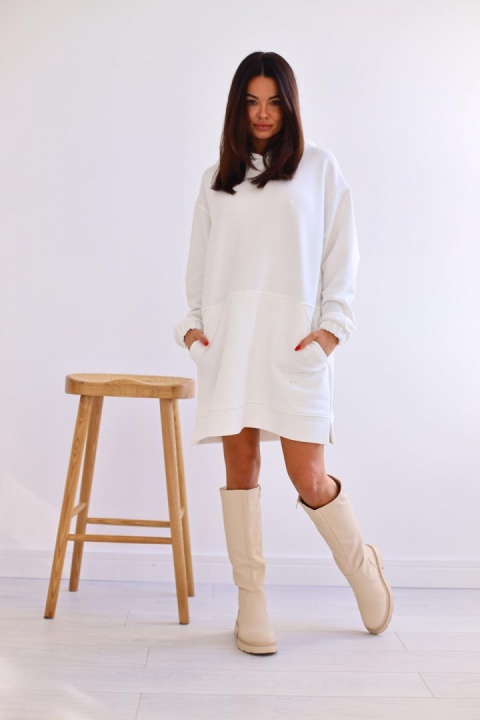 Długa bluza kangurka SHARON śmietankowa biel - ME GUSTA