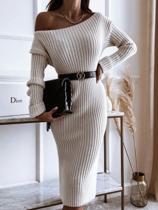 Sukienka dzianinowa z szerokim dekoltem JANET jasny beż - BOCCA