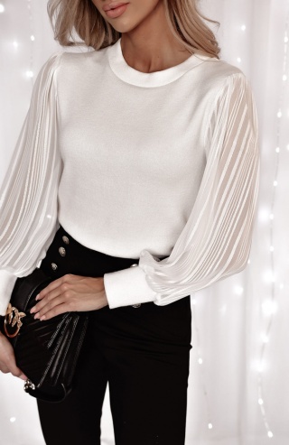 Wełniany sweter z ozdobnym rękawem LADY XANA