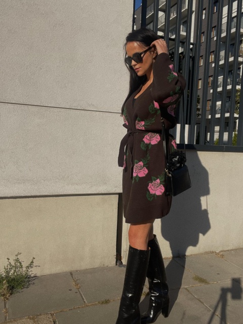 Żakardowy kardigan z domieszką wełny w róże czekoladowy - LA MILLA