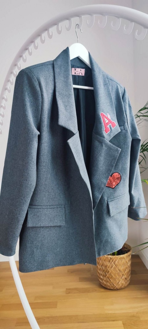 Marynarka MY BOYFRIEND z naszywkami LA MILLA