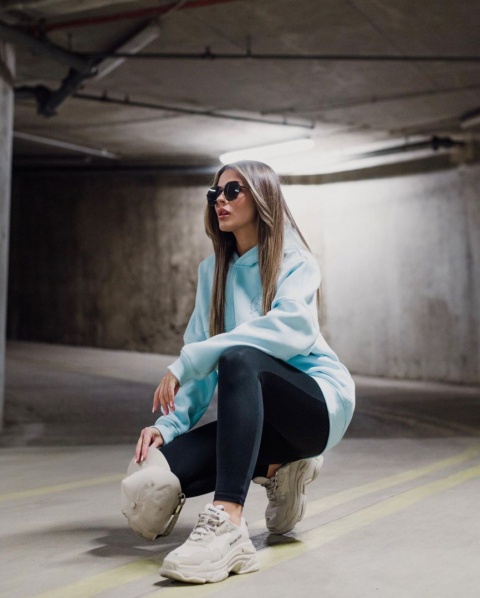 Bluza z cyrkoniami DIAMOND baby blue SEMPRE