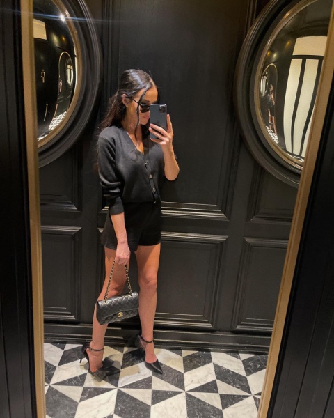 Komplet dzianinowy sweterkowy kardigan i szorty czarny La Milla