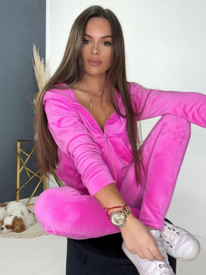 Welurowa bluza z logowaniem różowa - BY MIELCZARKOWSKI