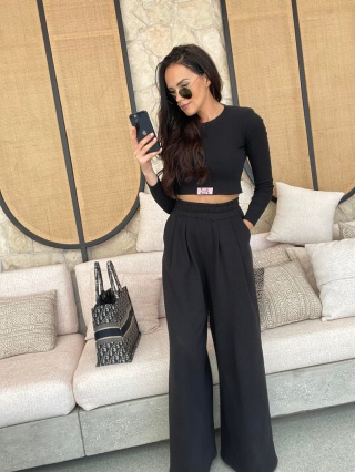 Komplet SKY HIGH szerokie spodnie i krótki top czarny La Milla