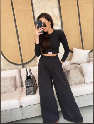 Komplet SKY HIGH szerokie spodnie i krótki top czarny La Milla