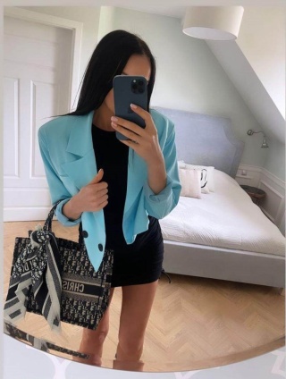 Krótka marynarka żakiet MY STYLE turkusowa z guzikami LA MILLA