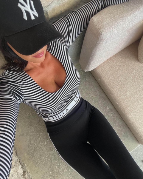 Krótki top z logowaną gumą paski La Milla