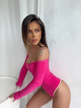 Body HIGHER SELF fuksja La Manuel