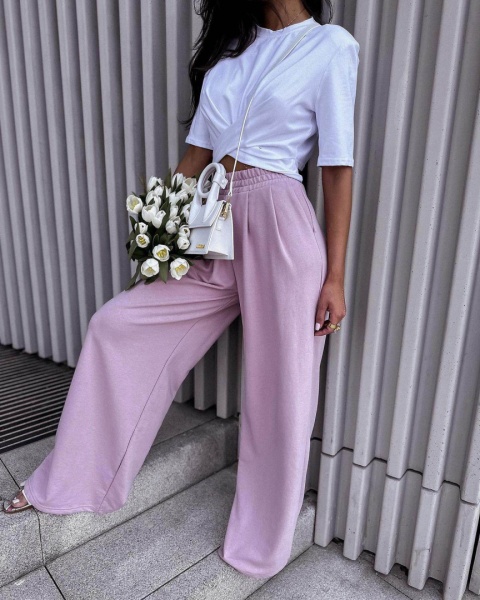 Szerokie spodnie dresowe HIGH STANDARDS różowe La milla