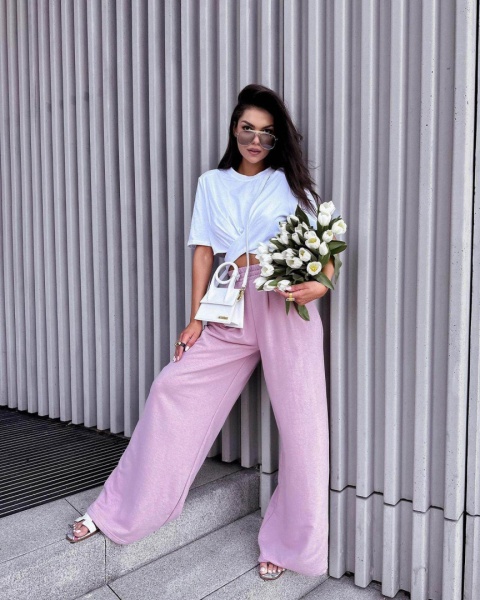 Szerokie spodnie dresowe HIGH STANDARDS różowe La milla