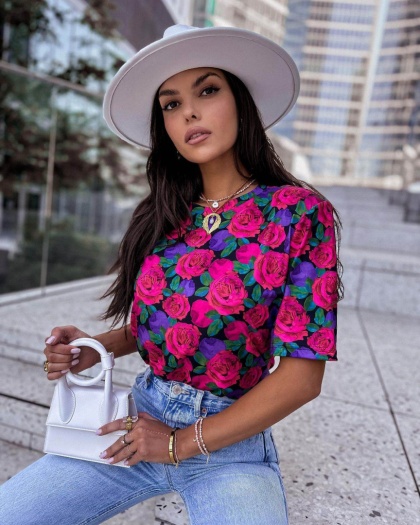 T-shirt z rękawem 1/2 i poduszkami róże LA MILLA