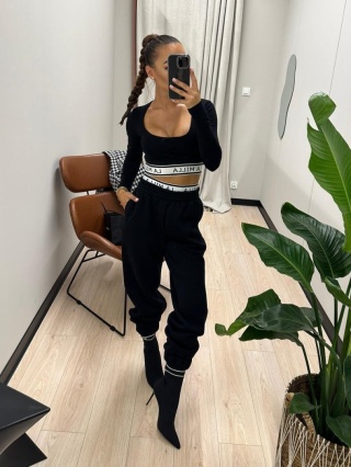 Top gładki z logowaniem czarny La Milla