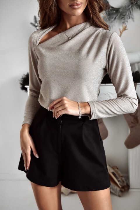 Brokatowa bluzka z asymetrycznym dekoltem beżowa Xana