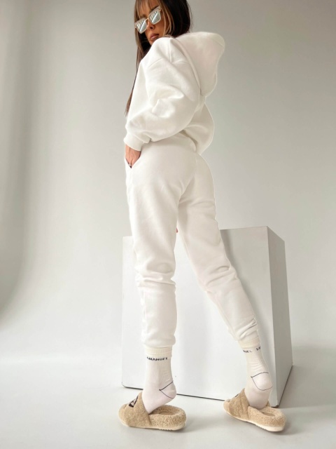 Komplet FAR AWAY ecru La Manuel