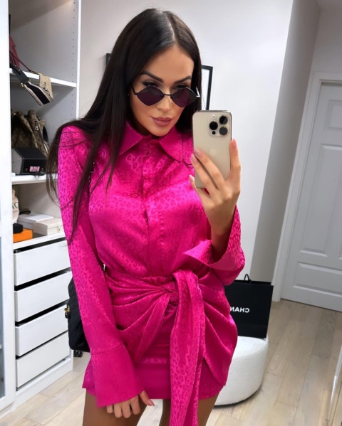 Satynowa sukienka mini MONA różowa La Milla