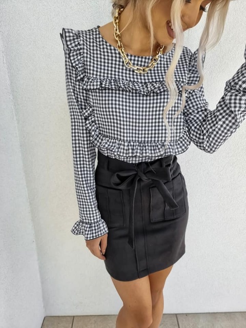 Spódniczka zamszowa z kieszonkami CLASSY czarna - By Me