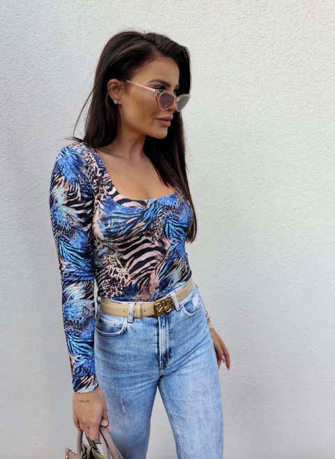 Bluzka SHARON jungle – niebiesko-czarna By Me