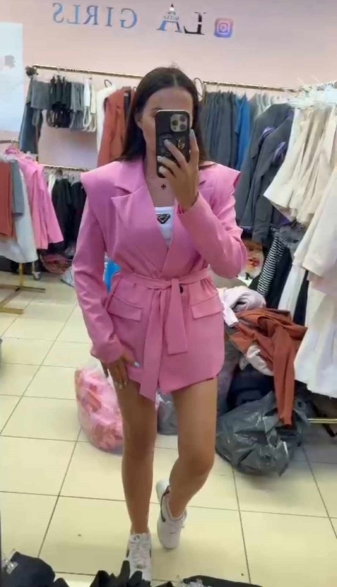 Marynarka oversize z poduszkami różowa La Milla