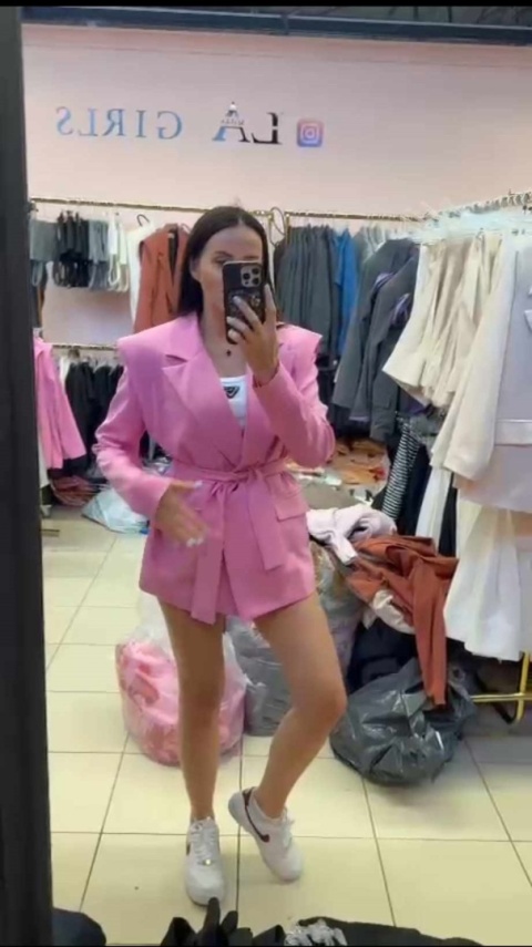 Marynarka oversize z poduszkami różowa La Milla