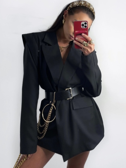 Marynarka oversize z poduszkami czarna La Milla