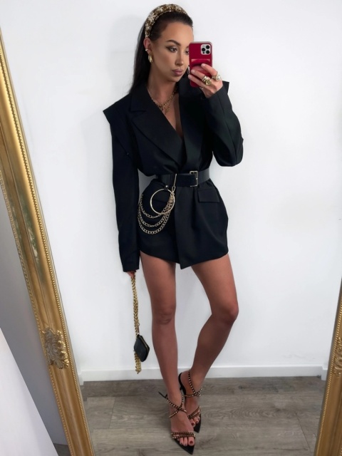 Marynarka oversize z poduszkami czarna La Milla