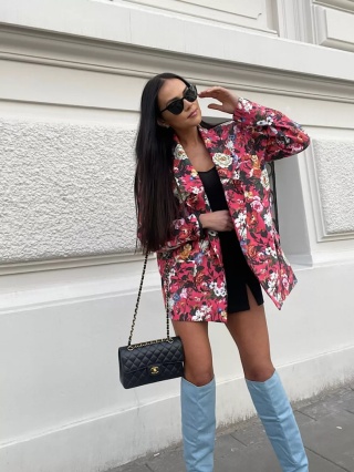 Marynarka oversize z poduszkami w kwiaty La Milla