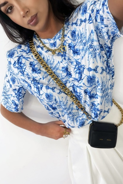 T-shirt z rękawem 1/2 i poduszkami kwiatuszki LA MILLA