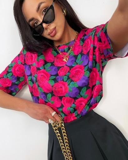 T-shirt z rękawem 1/2 i poduszkami róże LA MILLA