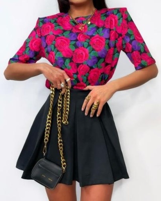 T-shirt z rękawem 1/2 i poduszkami róże LA MILLA