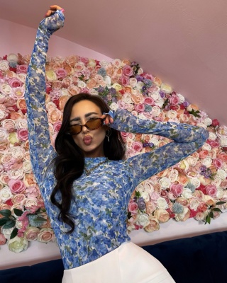 Bluzka siatka BLUE FLOWERS La Milla