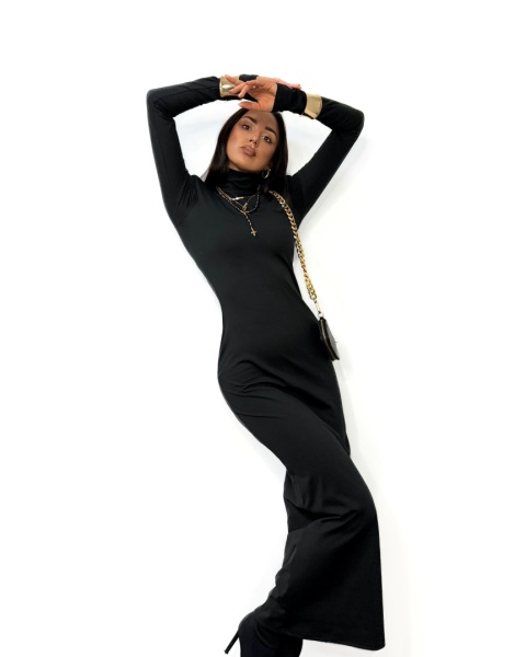 Sukienka maxi z golfem czarna La Milla