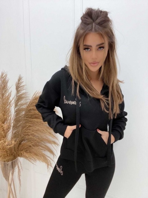 Dzianinowy dres w prążek TENDER czarny - LA MANUEL