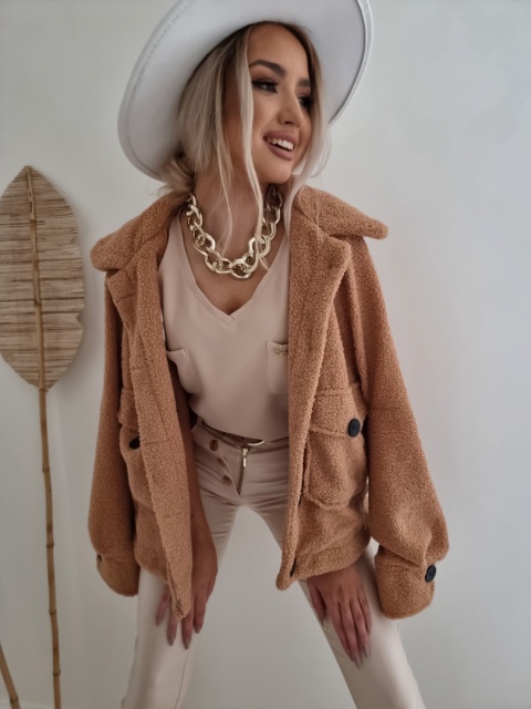 Kożuszek z kieszeniami camel - BY ME