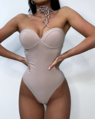Body z chokerem SO IN LOVE beżowe - LA MILLA