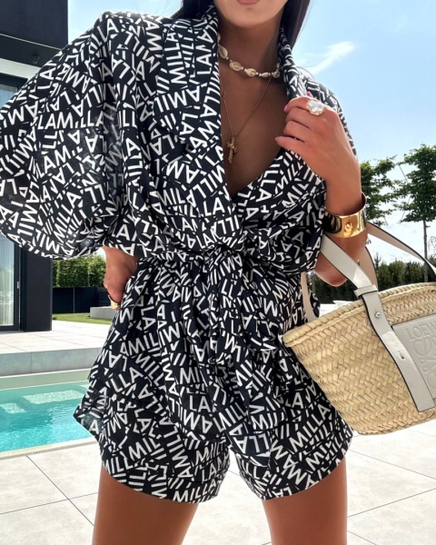 Komplet lniany: kimono i szorty logowany czarny La Milla Komplet lniany: kimono i szorty logowany czarny La Milla