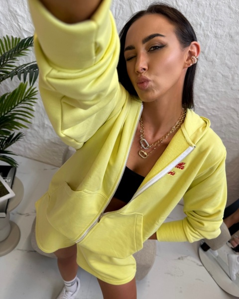 Komplet dresowy bluza i szorty żółty La Milla Komplet dresowy bluza i szorty żółty La Milla