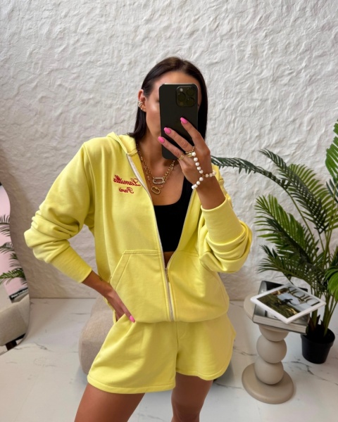 Komplet dresowy bluza i szorty żółty La Milla Komplet dresowy bluza i szorty żółty La Milla