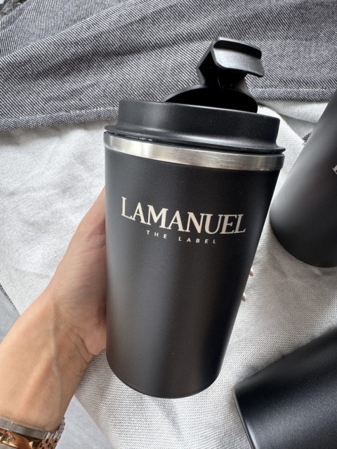 Kubek termiczny POURED czarny La Manuel