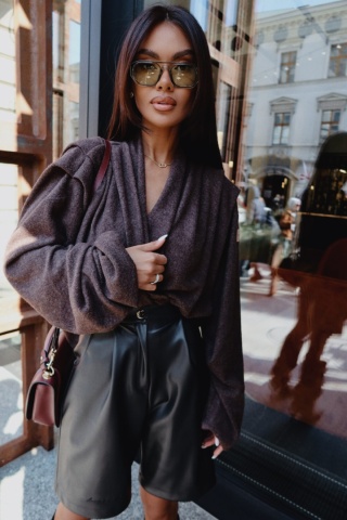 Sweter TELL HER czekolada La Manuel