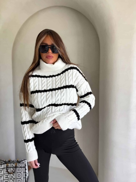 Sweter golf INKO pasy ecru czarny By Me