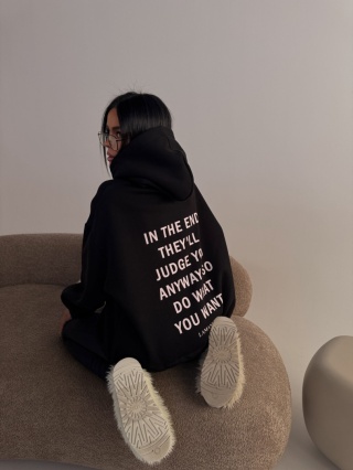 Bluza TONE czarna La Manuel